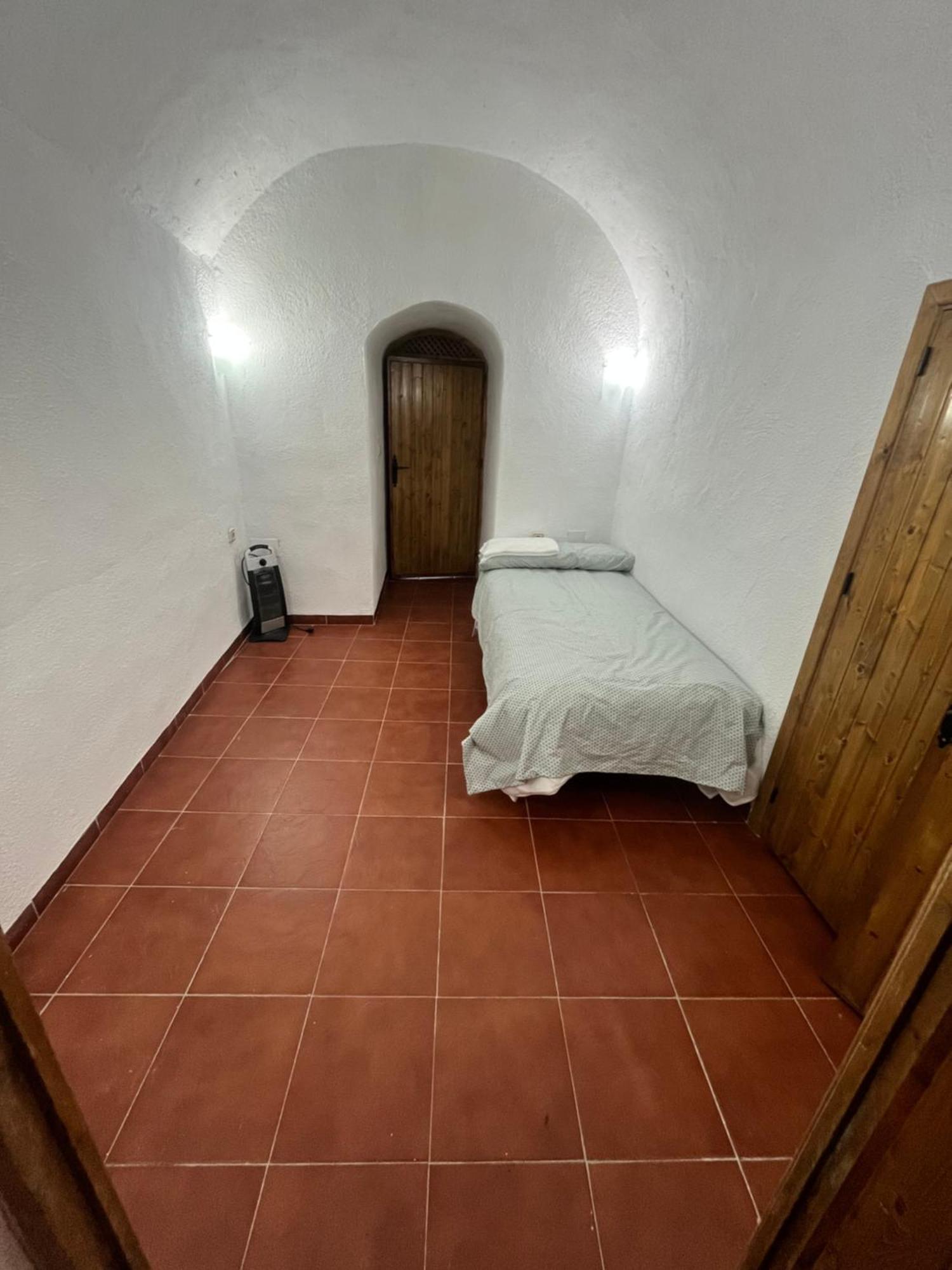 Casa Cueva La Estacion *