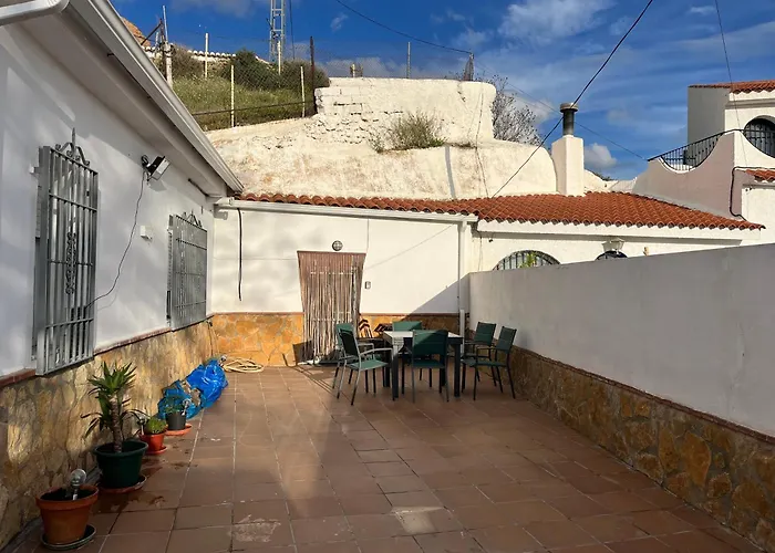 Casa Cueva La Estacion